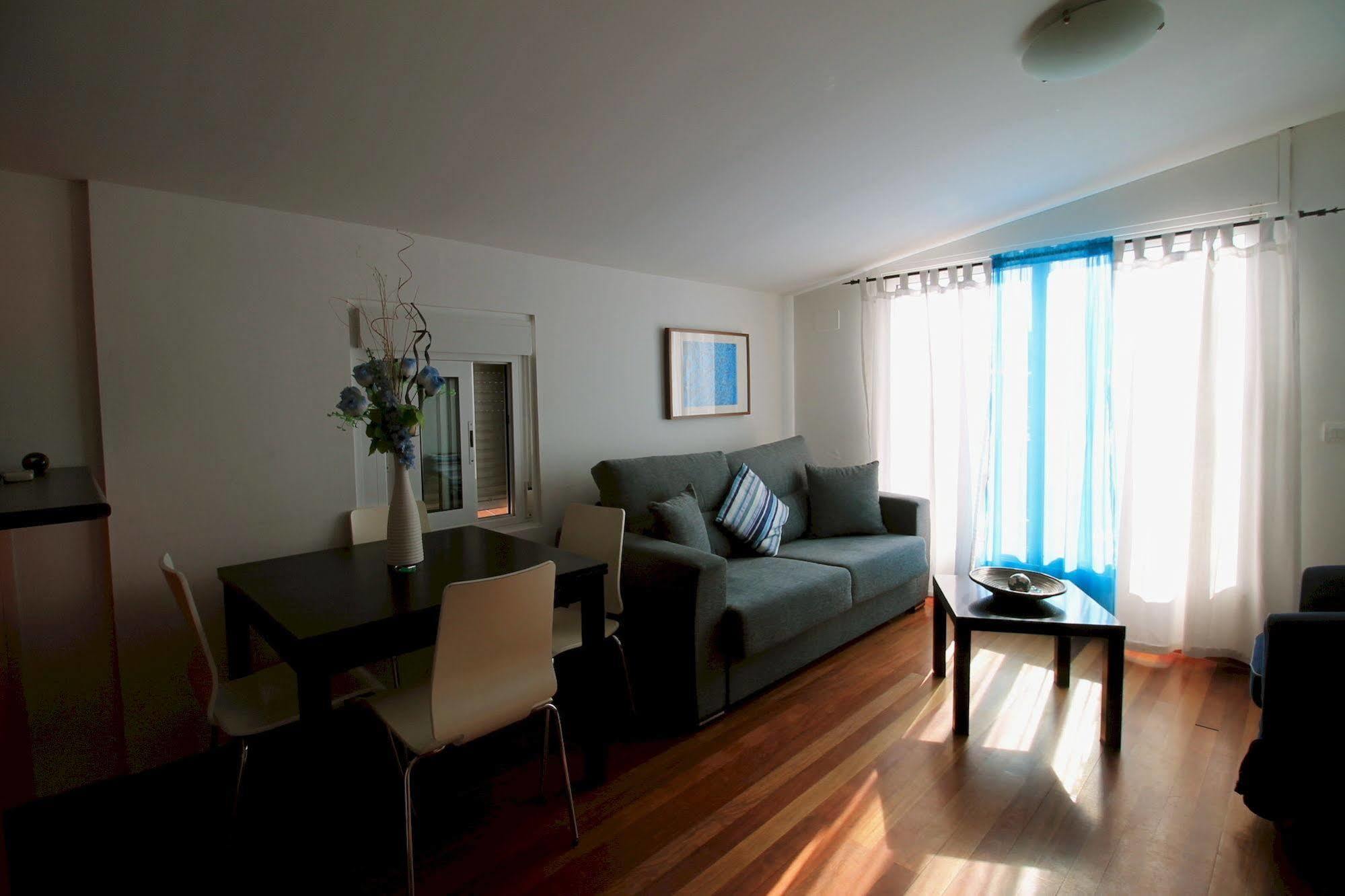 Prado Apartments Madrid Exterior photo