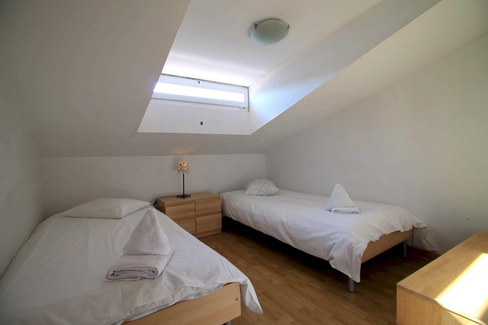 Prado Apartments Madrid Exterior photo